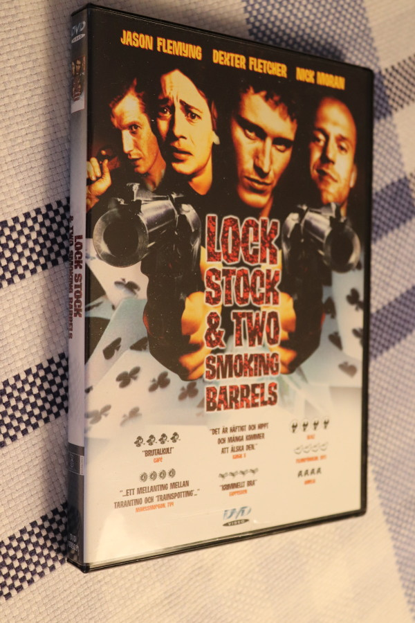 DVD Puuta, heinää & muutama vesiperä ( 1999 Guy Ritchie )