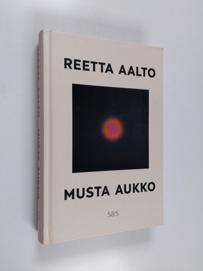 Reetta Aalto : Musta aukko