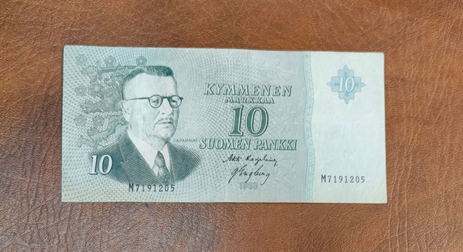 10 markkaa v. 1963 ilman litt. VL I