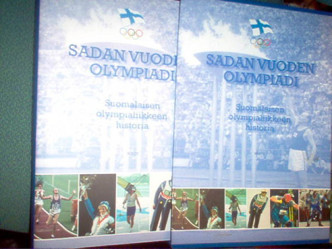 Sadan vuoden olympiadi  + kotelo ( 1 p. 2007 )