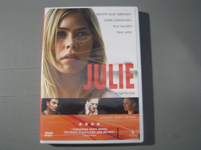 JULIE ( Birgitte Hjort Sorensen )