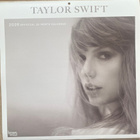 Virallinen Taylor Swift 2026 -seinäkalenteri - pikkukuva 1