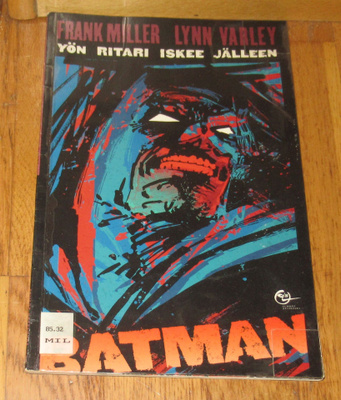 Batman Yön ritari iskee jälleen 3 Miller ja Varley