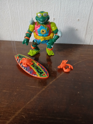 Mike the sewer surfer Turtles 1990