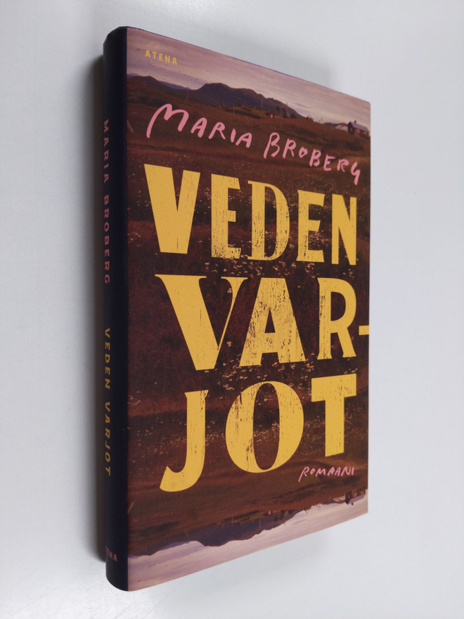 Maria Broberg : Veden varjot - Romaani