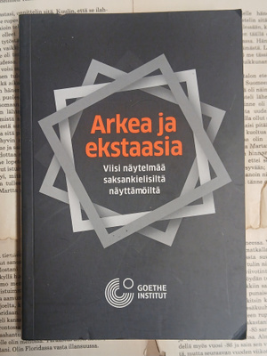 Arkea ja ekstaasia (nid.)