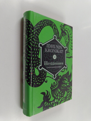 Laura Gallego Garcia : Herääminen