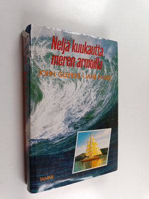 John Glennie ym. : Neljä kuukautta meren armoilla