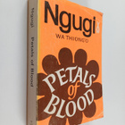 Ngugi Wa Thiong'o : Petals of blood - pikkukuva 1