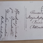 Joulupukki jututtaa lapsia lelusäkki edessään, p. 1929 - pikkukuva 2