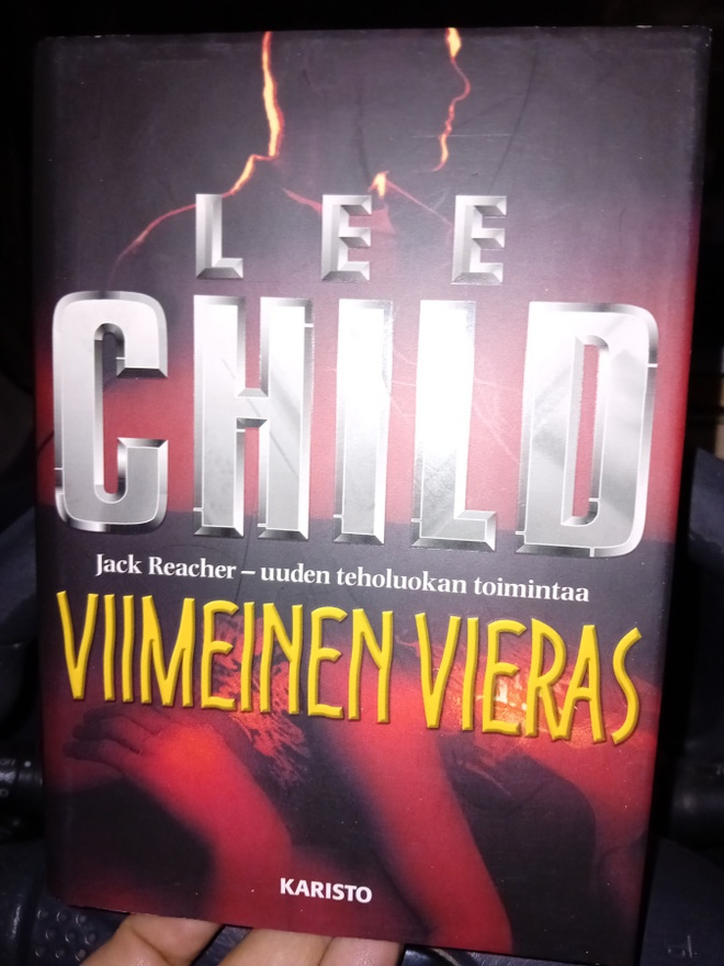 Lee Child : Viimeinen vieras ( SIS POSTIKULU )