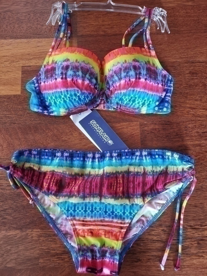 SUNFLAIR UUDET SATEENKAARIBIKINIT K. 36-38