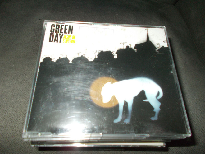 CDM GREEN DAY ** JESUS OF SUBURBIA **