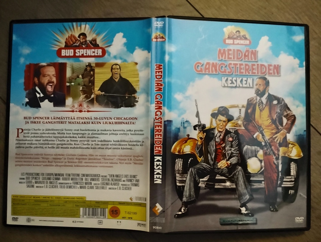 Meidän gangstereiden kesken