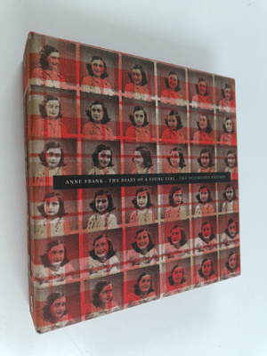 Anne Frank : The Diary of a Young Girl (Kotelossa)