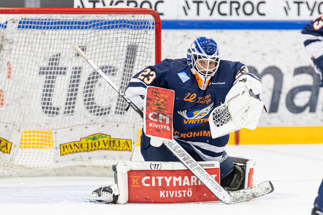 Kiekko-Vantaa Game Worn -pelipaita|#23 Severi Auvinen
