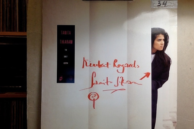 TANITA TIKARAM :: THE SWEET KEEPER::VINYYLI LP HAND-SIGNED