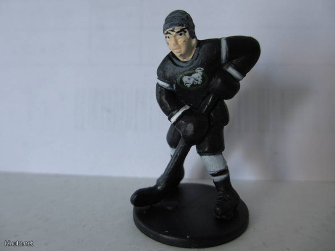 Figuuri Kärpät pelaaja numero 72 (Joonas Donskoi)