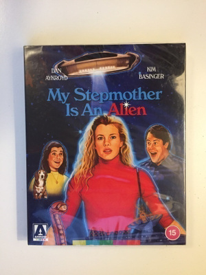 Äitipuoli avaruudesta (Blu-ray) Slipcover (ARROW) 1988 (UUSI