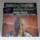 COUNT BASIE-KANSAS CITY SHOUT EX+/EX+ LP - pikkukuva 1