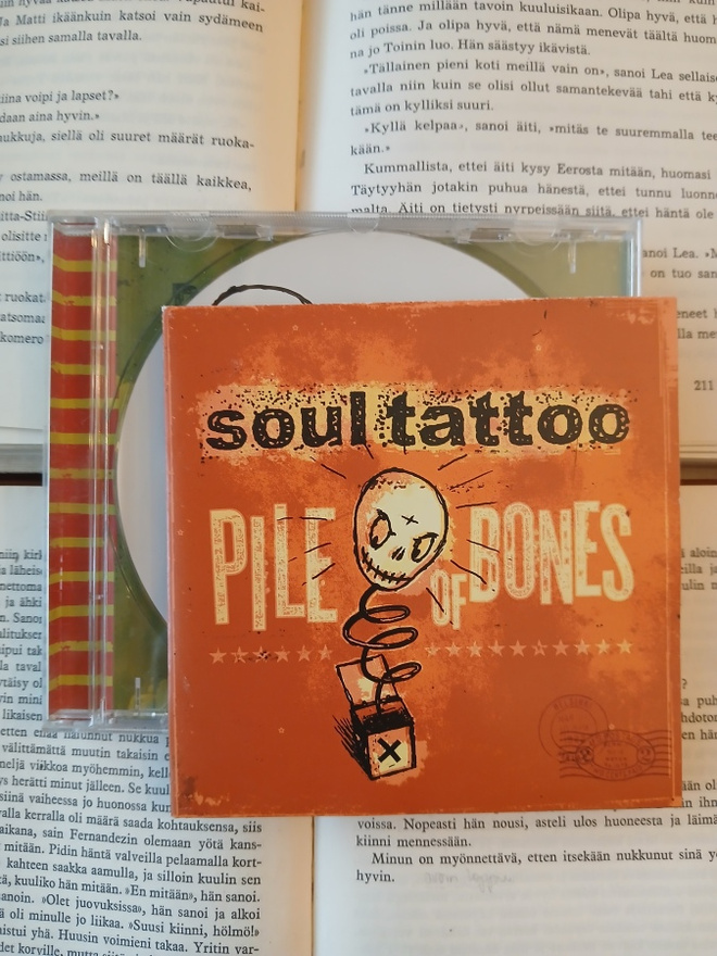 Soul Tattoo - Pile of Bones (CD)