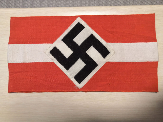 Hitlerjugend käsivarsinauha