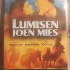 Lumisen joen mies (Kirk Douglas) - pikkukuva 1