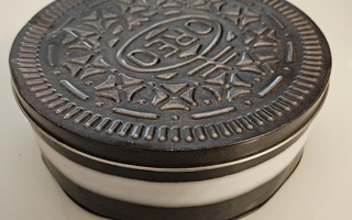 Oreo-peltirasia, halkaisija 18 cm