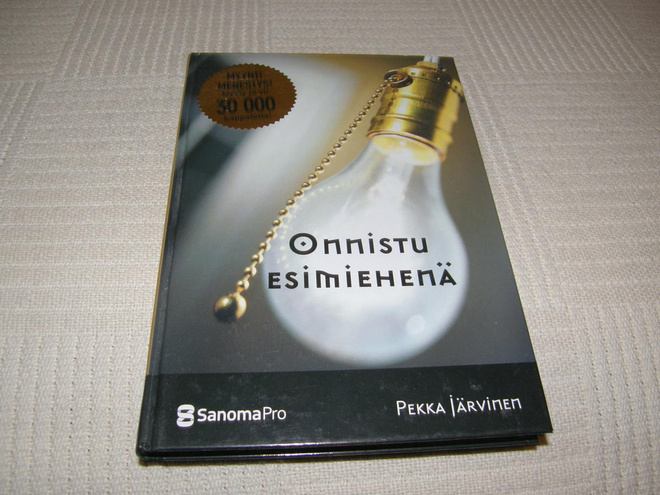 Pekka Järvinen Onnistu esimiehenä  -sid