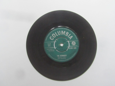 The Shadows: The Stranger  7" single  1960