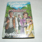Catherine Cookson Yöperhonen -sid - pikkukuva 1