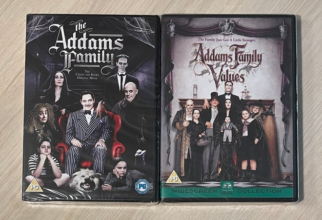 Perhe Addams (The Addams Family) I & II (2DVD) *UUSI*