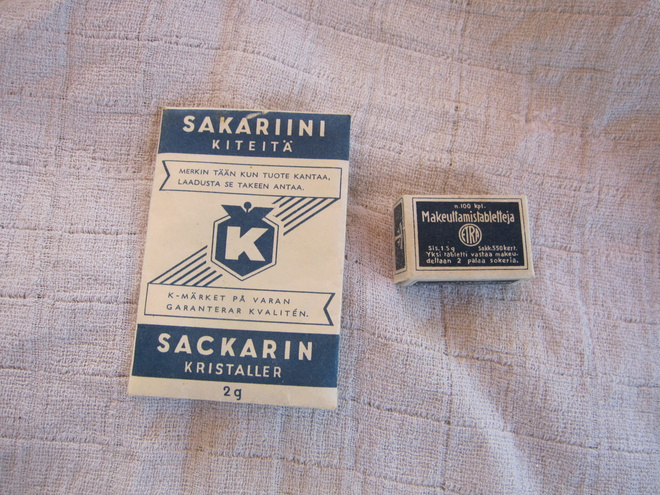 SAKARIINI KITEITÄ JA  MAKEUTTAMISTABLETTEJA : AVAAMATTOMAT !