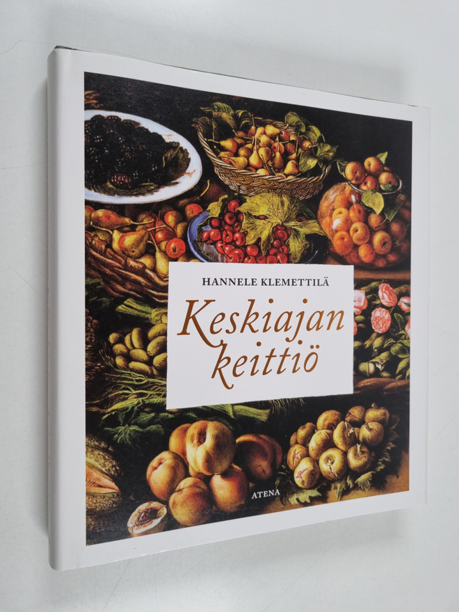 Hannele Klemettilä : Keskiajan keittiö