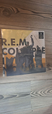 R.E.M:Collapse Lp Muoveissa