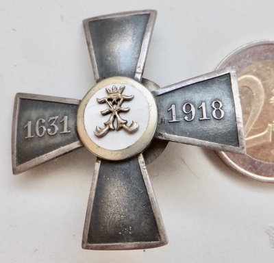 VANHA Rakuunaristi 1631 - 1918 Hopea 1946 Emali Numeroitu 51