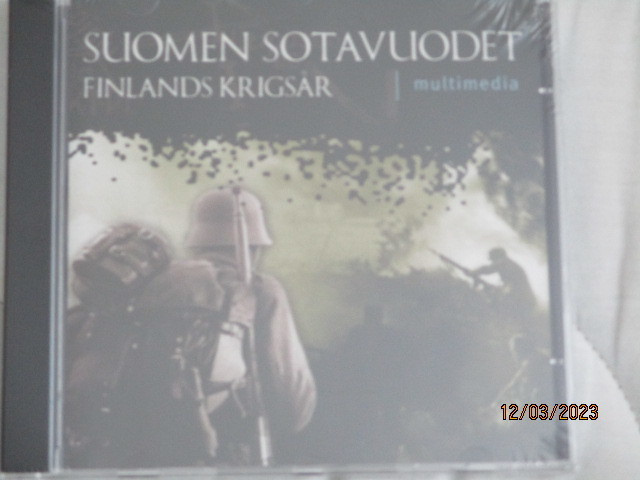 SUOMEN SOTAVUODET (multimedia CD)