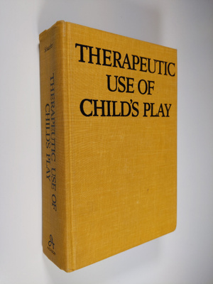 Charles E. Schaefer : The Therapeutic Use of Child's Play