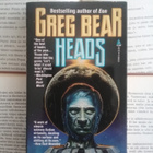 Greg Bear - Heads (paperback) - pikkukuva 1