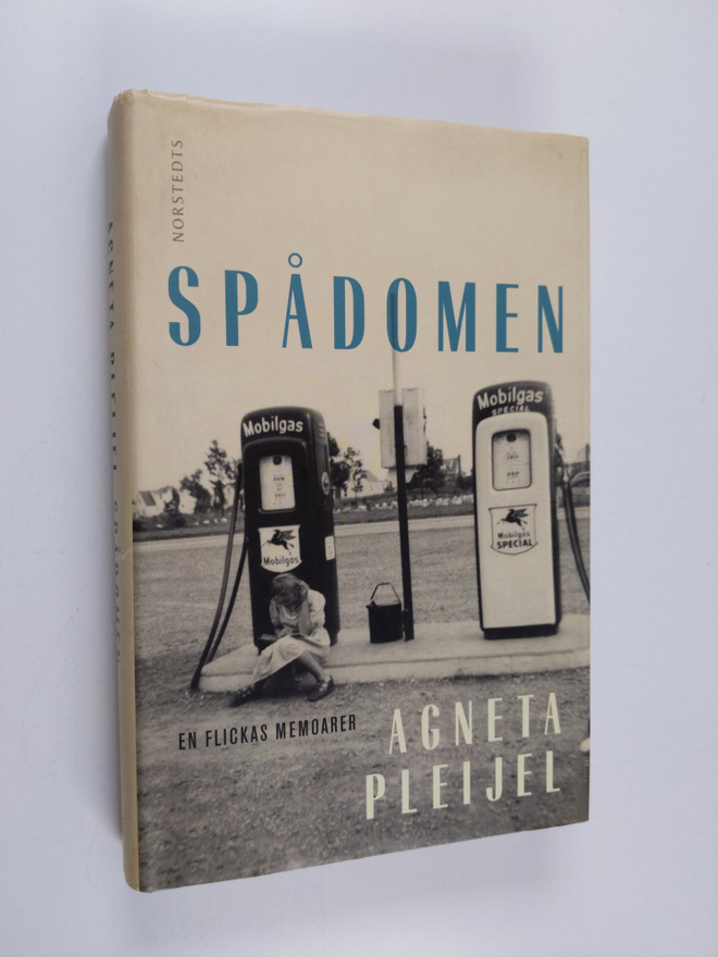 Agneta Pleijel : Spådomen : en flickas memoarer