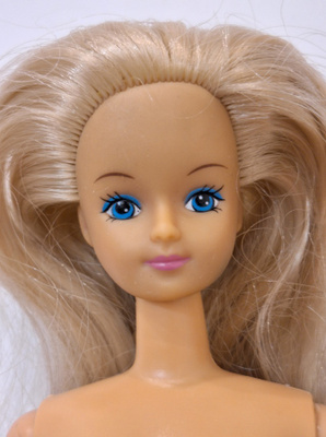 Susy nukke
