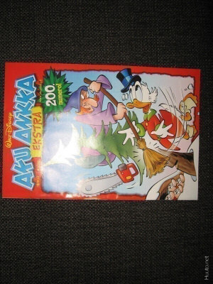 Aku Ankka ekstra N:o 200 vuodelta 2013