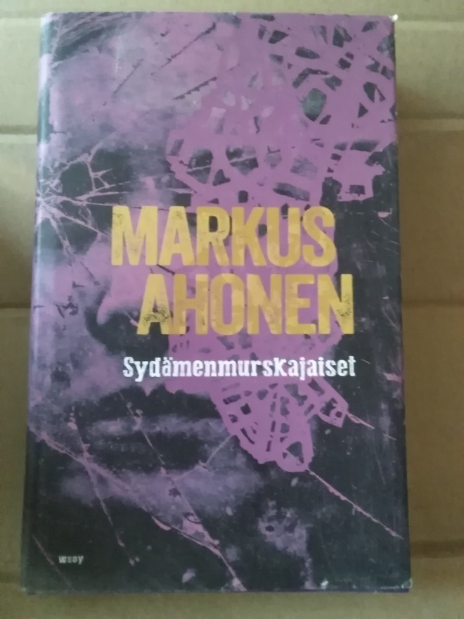 Markus Ahonen: Sydämenmurskajaiset