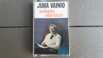 MC: Juha Vainio - Sellaista Elämä On (1983)