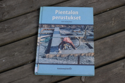 Per Hemgren Pientalon perustukset D4