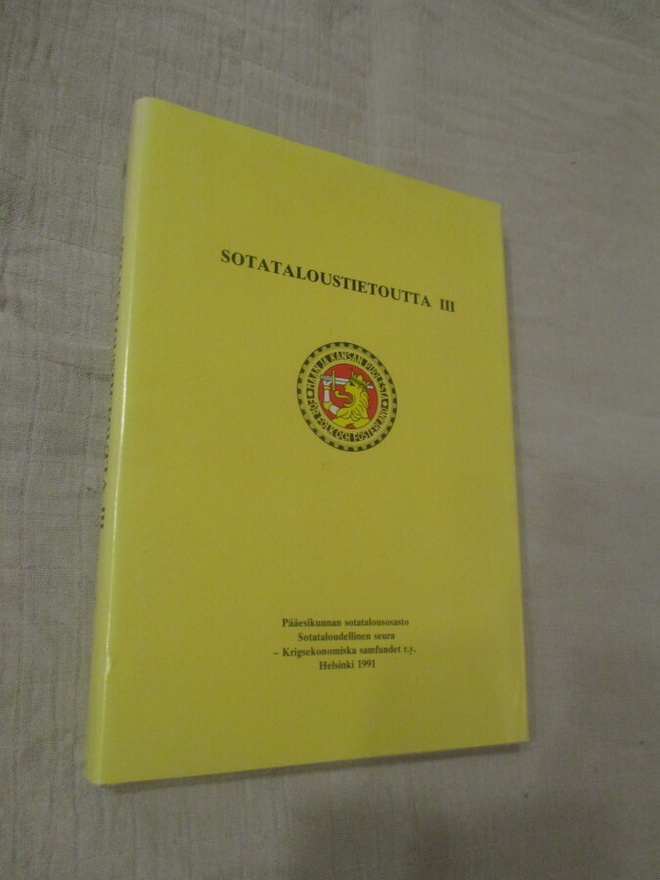 SOTATALOUSTIETOUTTA III ( hienokuntoinen !!