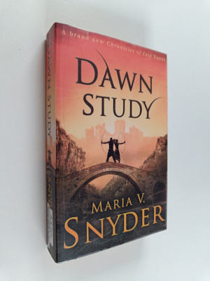 Maria V. Snyder : Dawn study