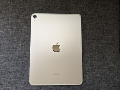 Apple iPad Air M1 - Kuin Uusi -