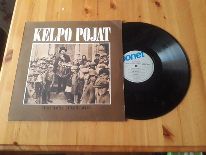 Kelpo Pojat – Taivas Vuotaa, Lätäköt Laulaa lp orig 1990