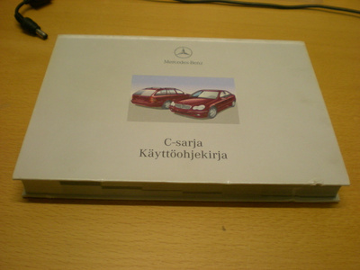 Mercedes-Benz C-sarja Käyttöohjekirja + liite